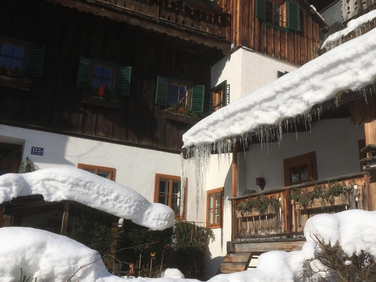 Gasthof Pension Grüner Anger Hallstatt Exterior foto