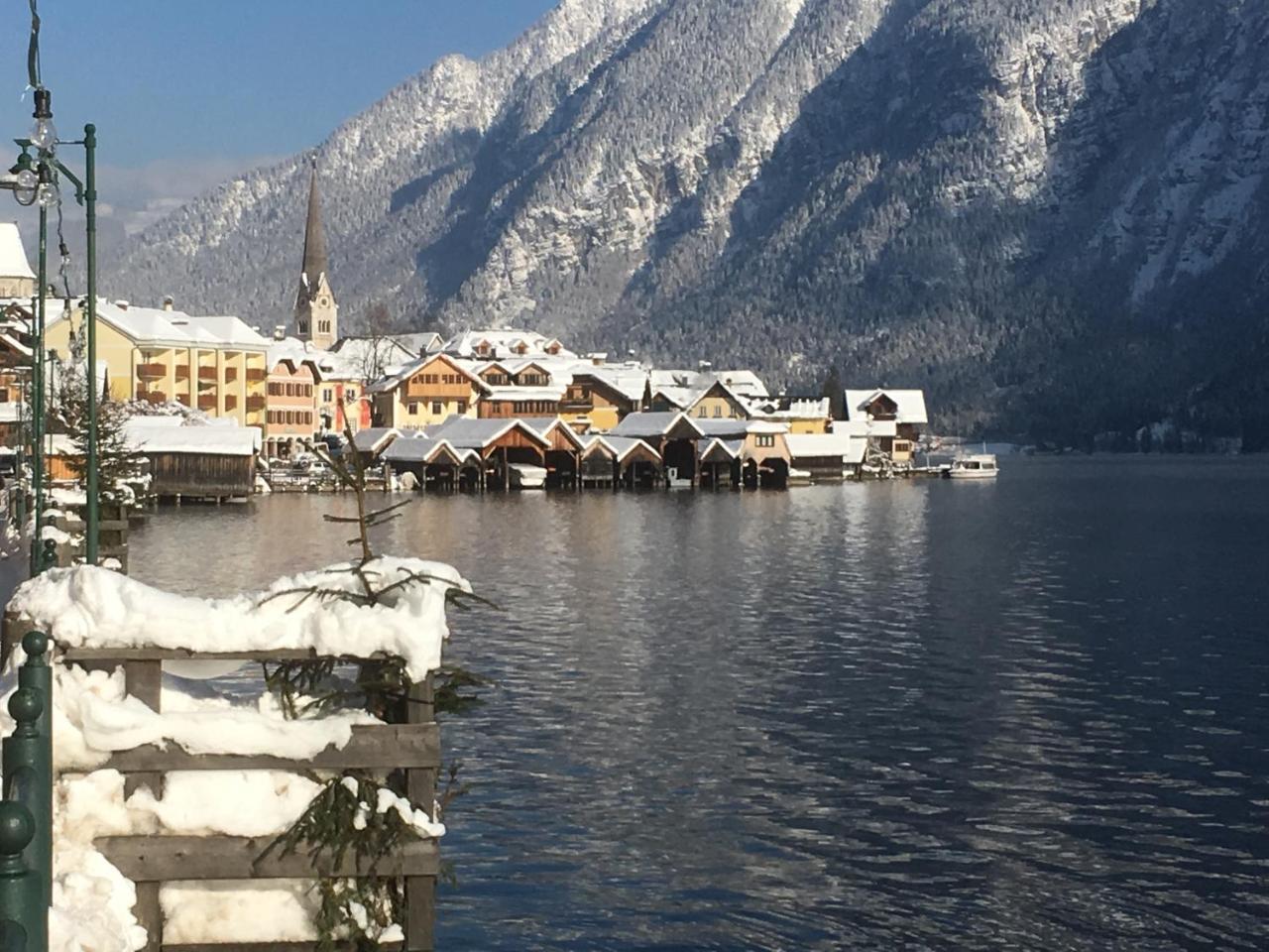 Gasthof Pension Grüner Anger Hallstatt Exterior foto